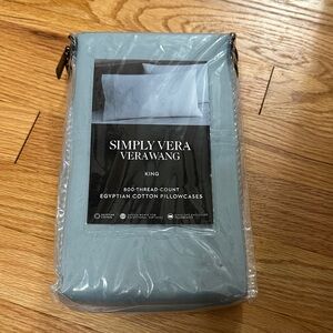 Simply Vera Vera Wang Egyptian Cotton Pillowcases - Soft Gray